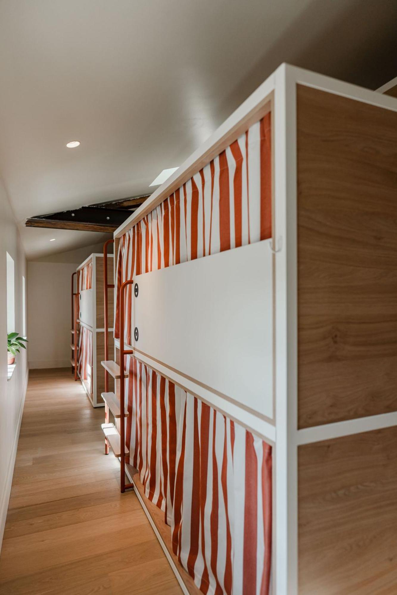 Central Hostel La Rochelle Centre מראה חיצוני תמונה
