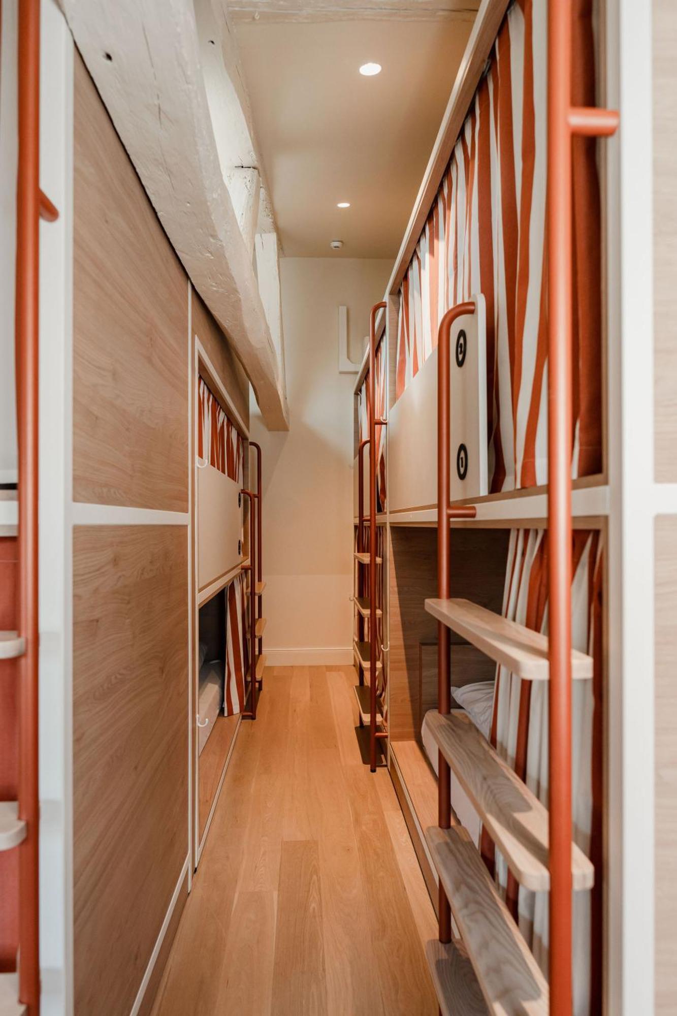 Central Hostel La Rochelle Centre מראה חיצוני תמונה
