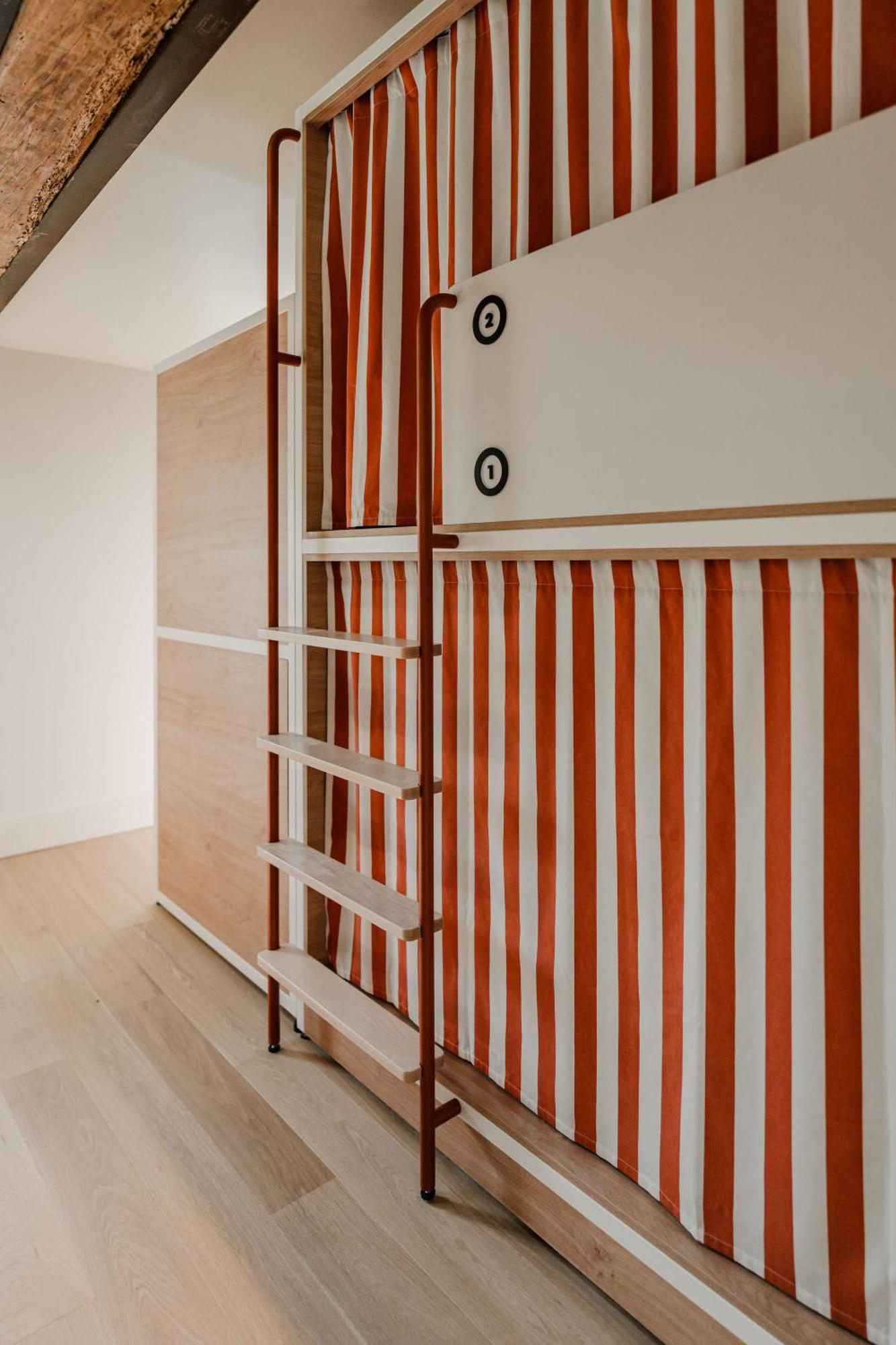 Central Hostel La Rochelle Centre מראה חיצוני תמונה